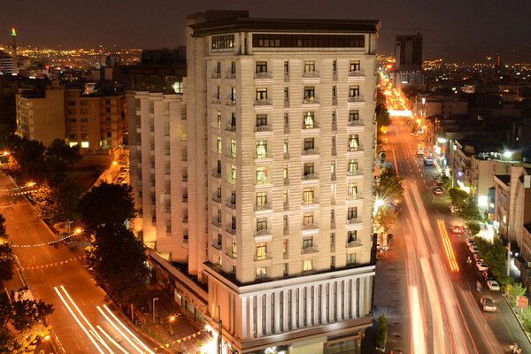 هتل بزرگ شهر تهران